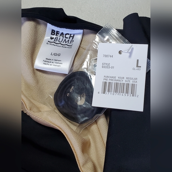 🖤Beach Bump Ruffle Front One Shoulder Maternity Swimsuit UPF 50+ - Picture 6 of 6